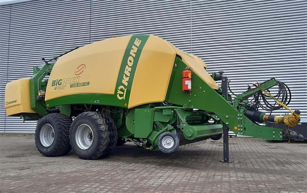 Sonstiges van het type Krone BIG PACK 1290 VC med 51 knive, Gebrauchtmaschine in Horsens (Foto 1)