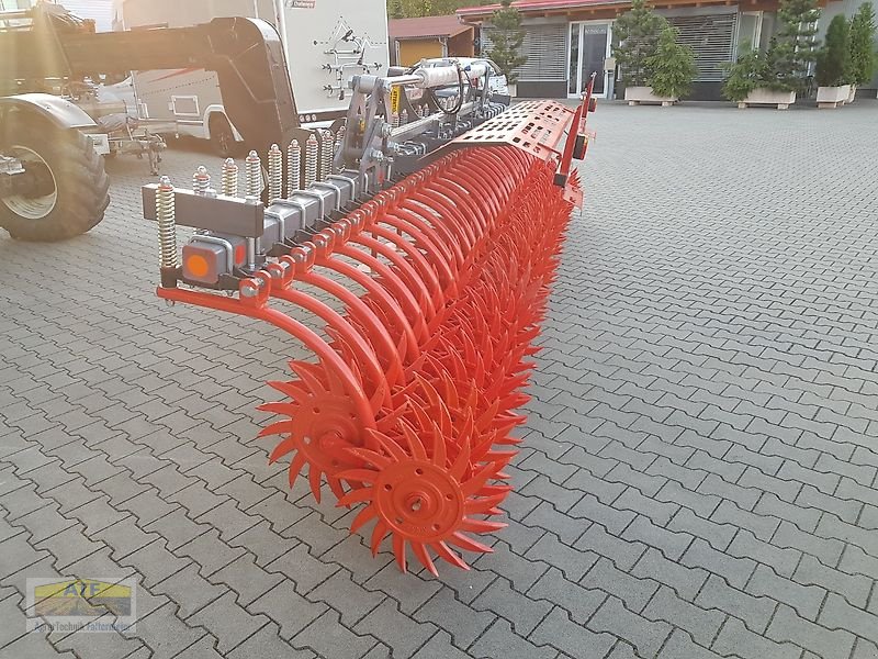 Sonstiges van het type Madara Madara Rollhacke MR 58 EU, Neumaschine in Teublitz (Foto 11)