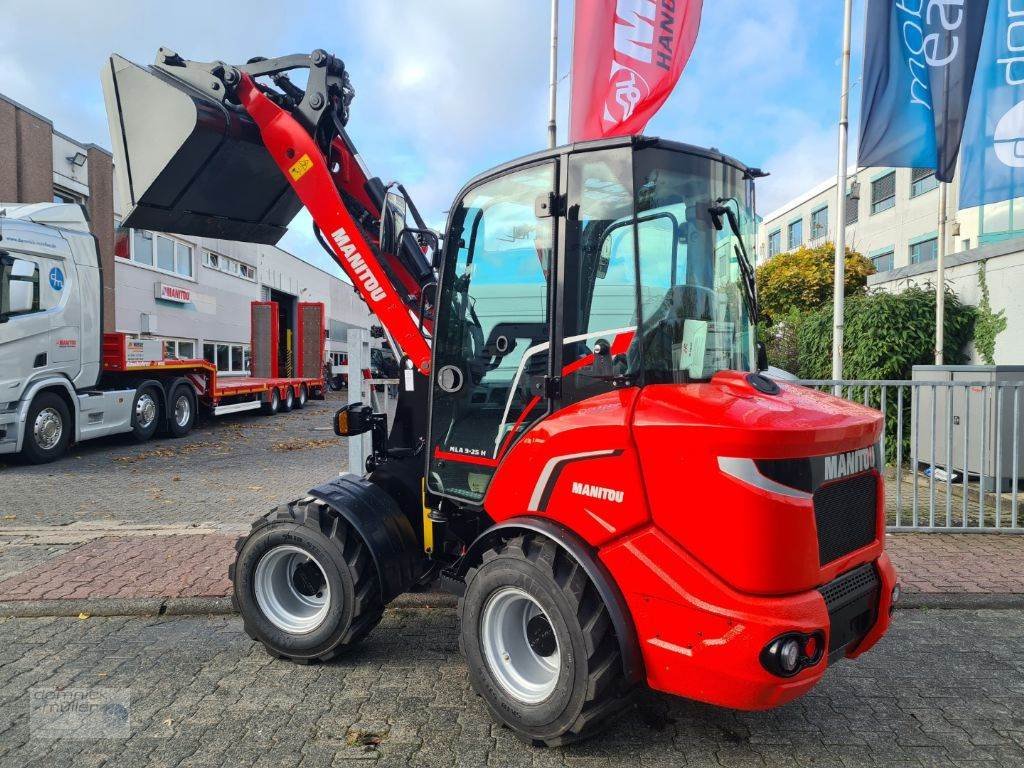 Sonstiges typu Manitou MLA 3-25 H Classic, Gebrauchtmaschine w Friedrichsdorf (Zdjęcie 4)