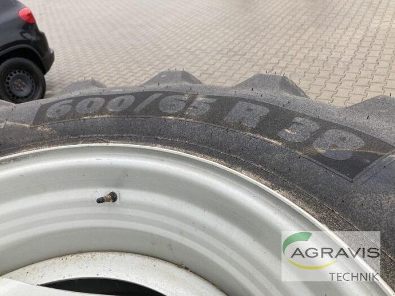 Sonstiges Türe ait Michelin KR 600/65R38, Neumaschine içinde Bockenem (resim 4)