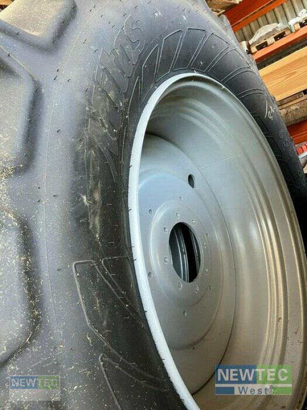 Sonstiges van het type Mitas KR 650/65R42, Neumaschine in Heinbockel-Hagenah (Foto 3)