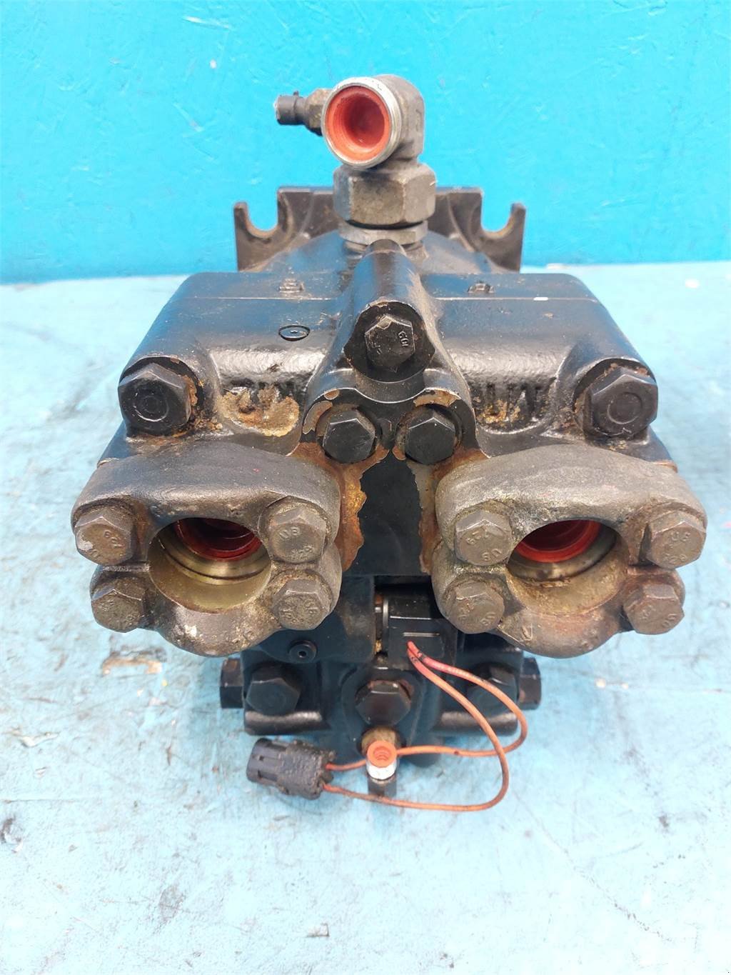 Sonstiges tip New Holland CR9080 Hydrostat Motor 84819681, Gebrauchtmaschine in Hemmet (Poză 12)