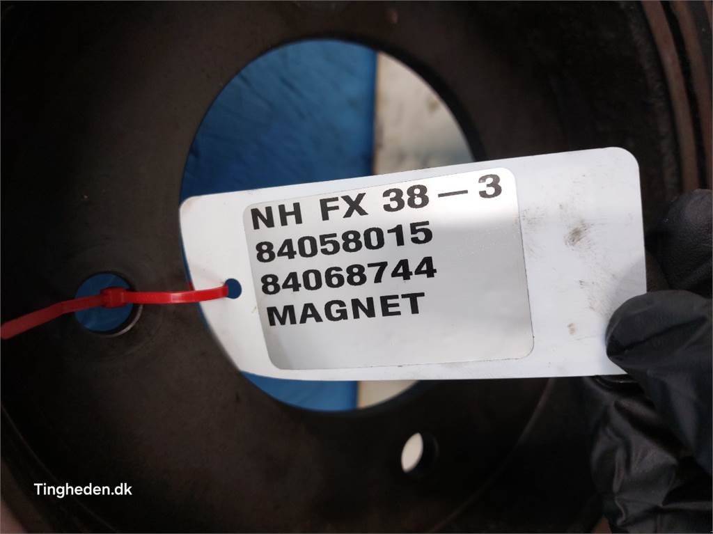 Sonstiges del tipo New Holland FX38 Magnet 84058015, Gebrauchtmaschine In Hemmet (Immagine 2)