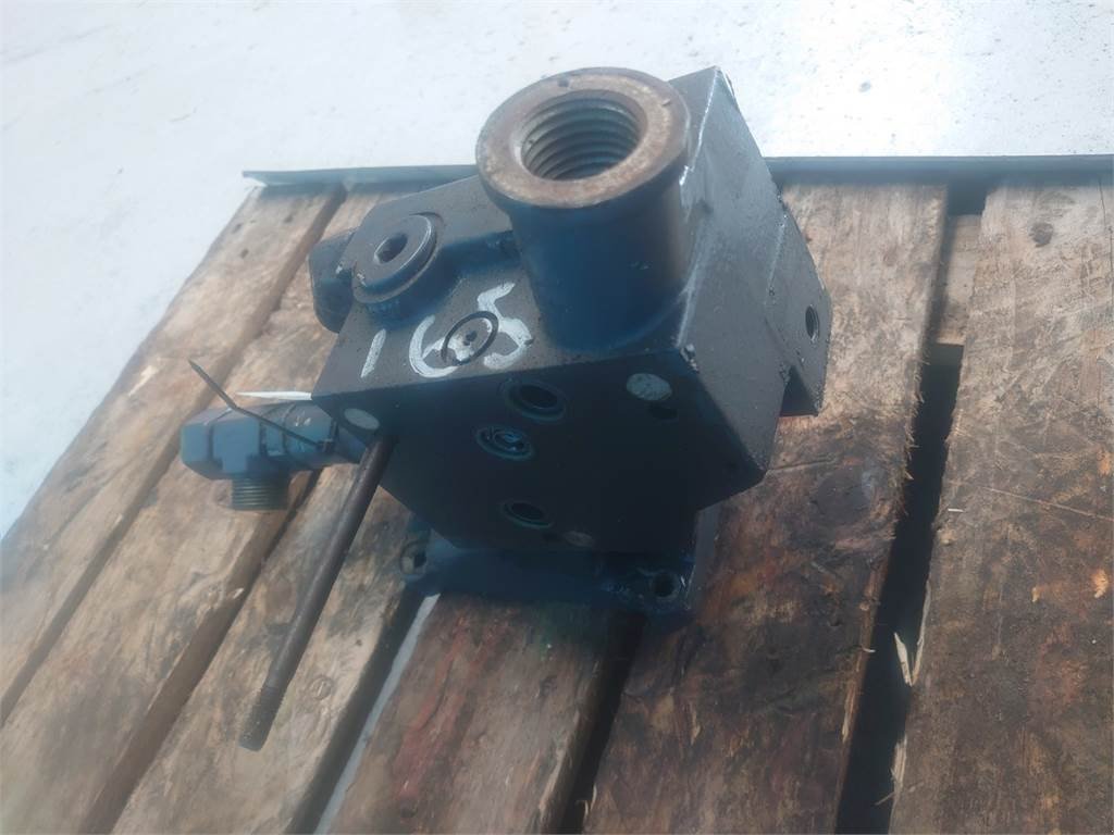 Sonstiges tipa New Holland TM 165, Gebrauchtmaschine u Hemmet (Slika 4)