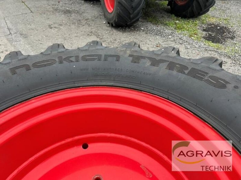 Sonstiges Türe ait Nokian 600/65 R 28, 710/70 R 38, Gebrauchtmaschine içinde Meppen-Versen (resim 9)