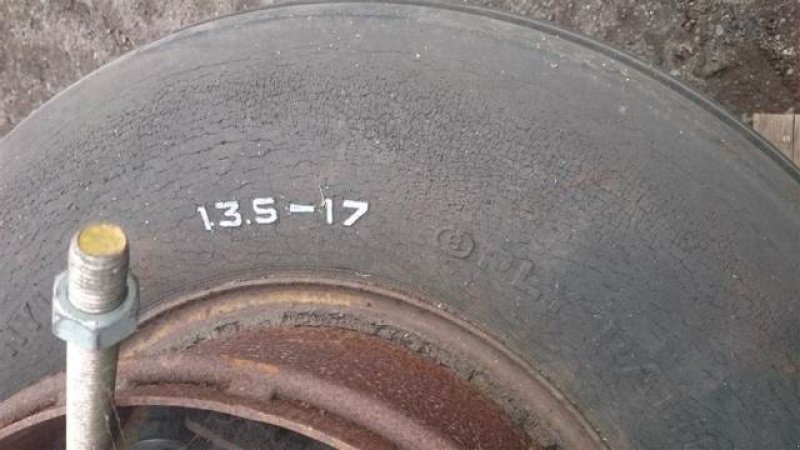 Sonstiges typu Pirelli 17 13.5-17, Gebrauchtmaschine w Hemmet (Zdjęcie 4)