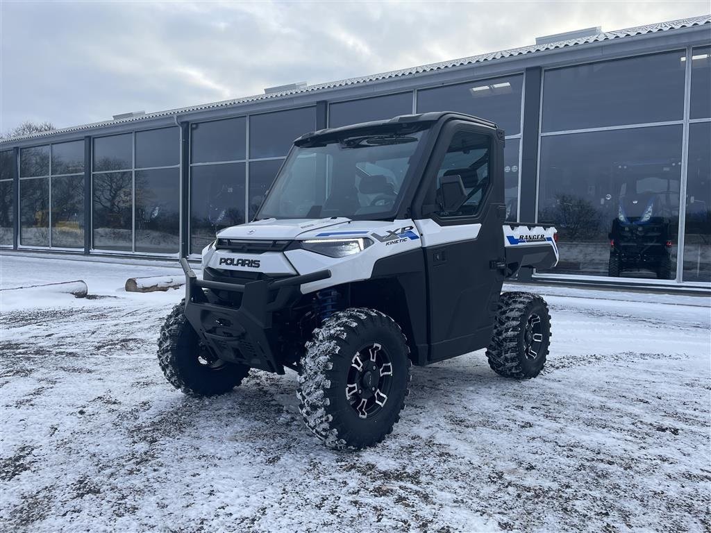 Sonstiges typu Polaris Ranger Kinetic EV T3B 60 km/t traktor. Inkl Lukket kabine med varme, Gebrauchtmaschine v Holstebro (Obrázek 1)