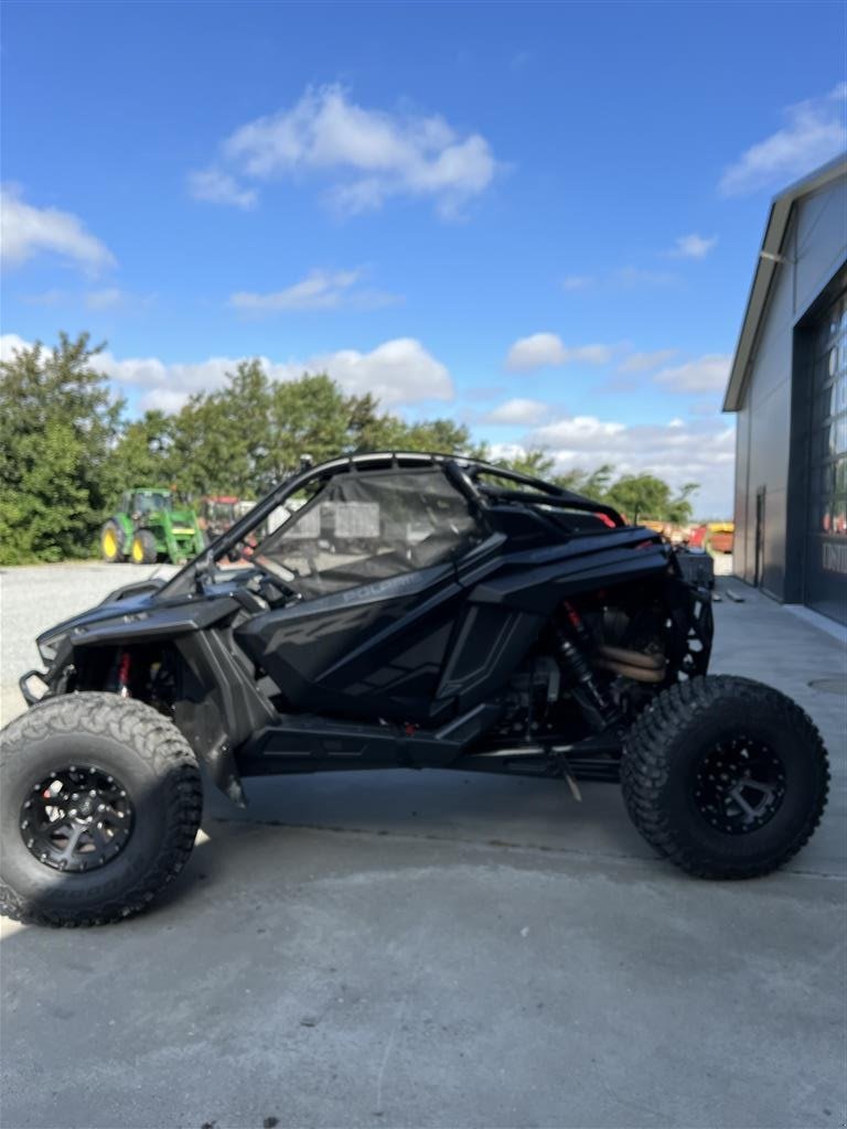 Sonstiges typu Polaris RZR PRO R ULTIMATE 2.0L 4 CYLENDER, Gebrauchtmaschine w Brønderslev (Zdjęcie 3)