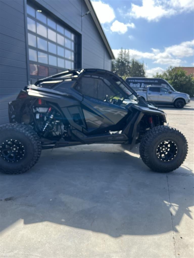 Sonstiges del tipo Polaris RZR PRO R ULTIMATE 2.0L 4 CYLENDER, Gebrauchtmaschine In Brønderslev (Immagine 7)