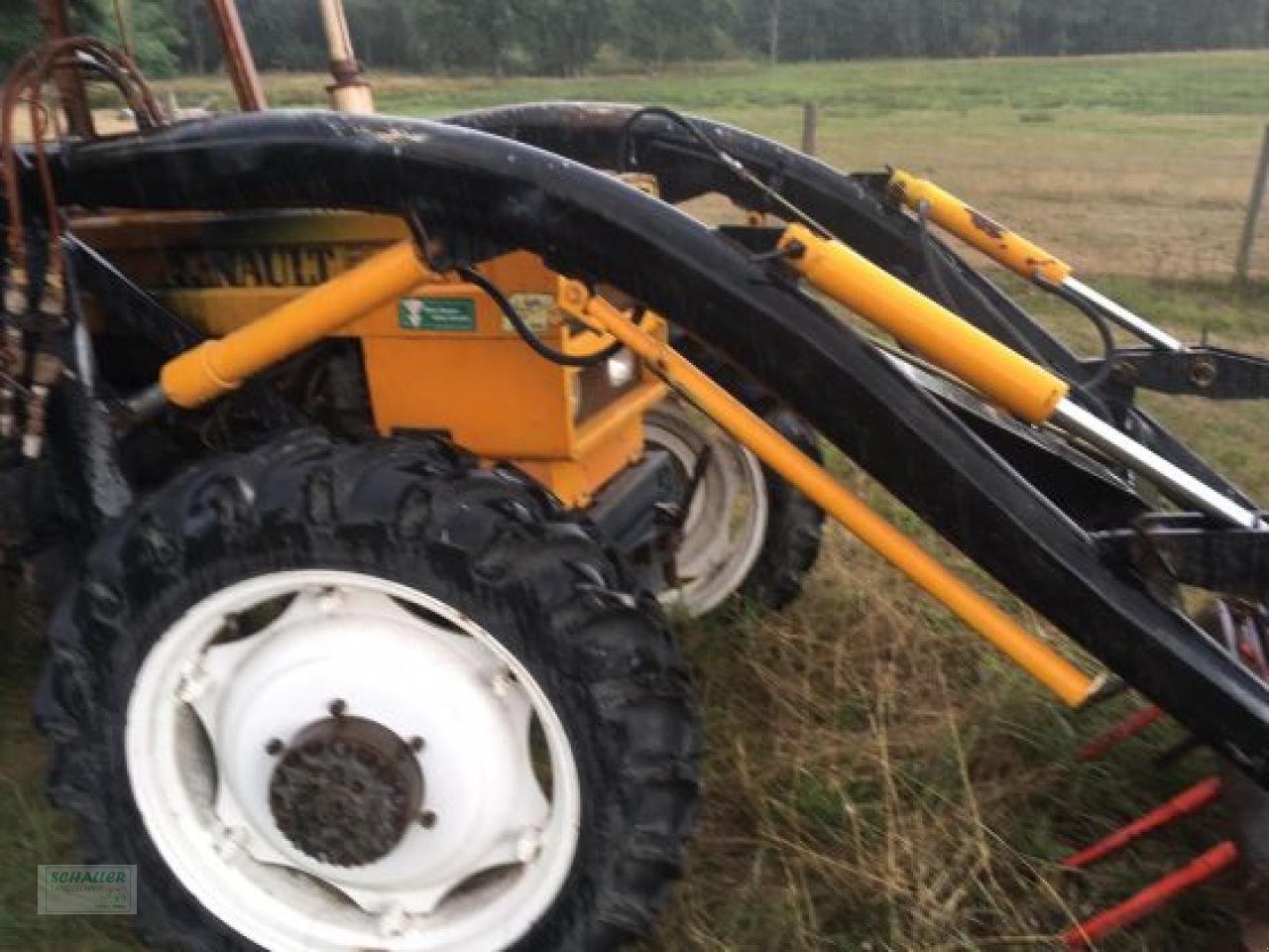 Sonstiges des Typs Renault 551-4s demontiert, Einzelteile zu verkaufen, Gebrauchtmaschine in Geiselhöring (Bild 3)