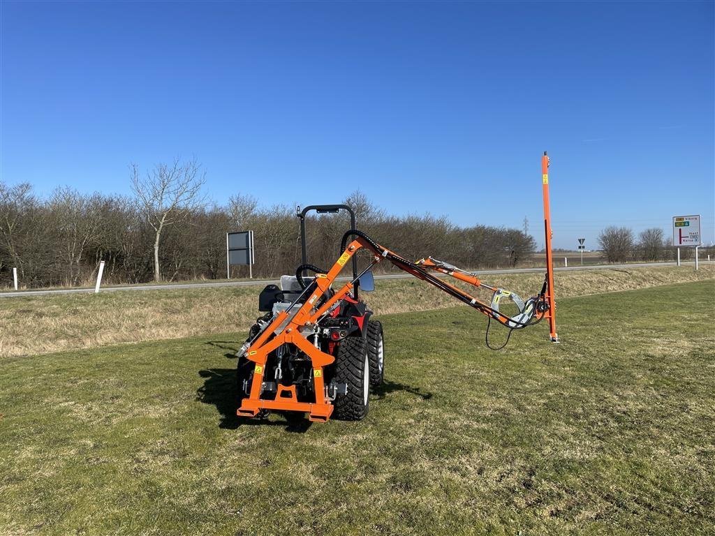 Sonstiges van het type Rinieri 120 150 cm hækkeklipper auto nivellering, Gebrauchtmaschine in Holstebro (Foto 1)