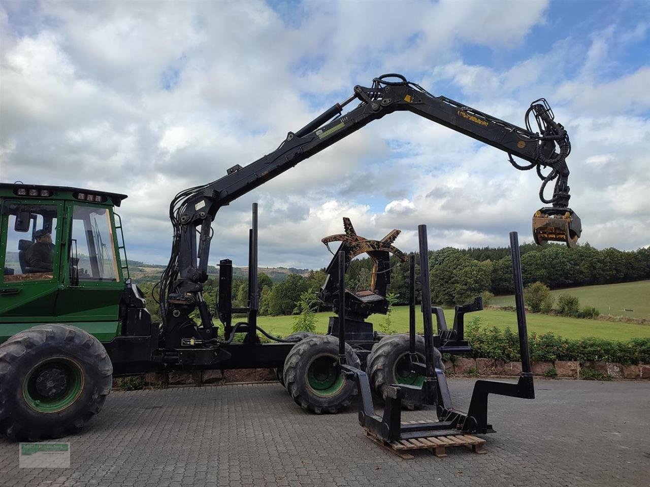 Sonstiges tip Sonstige 208F Forwarder Rückezug, Gebrauchtmaschine in Kirchhundem (Poză 7)