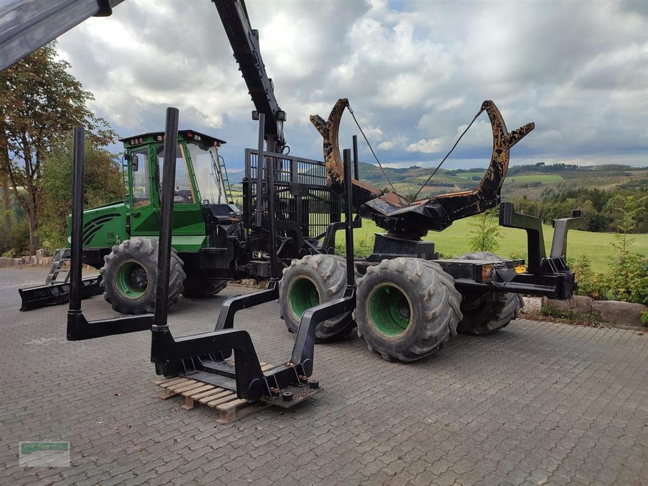 Sonstiges typu Sonstige 208F Forwarder Rückezug, Gebrauchtmaschine v Kirchhundem (Obrázek 10)