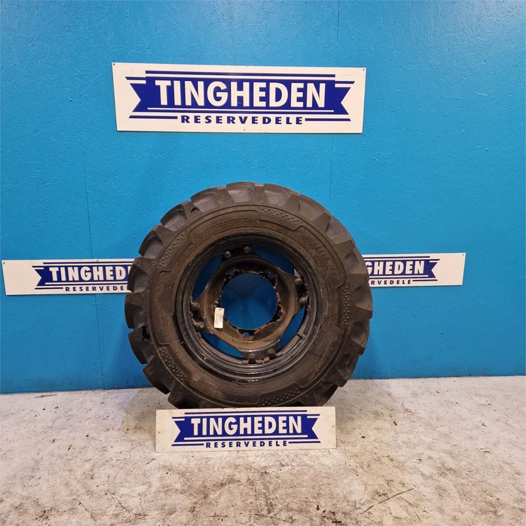 Sonstiges типа Sonstige 24 320/85R24, Gebrauchtmaschine в Hemmet (Фотография 1)