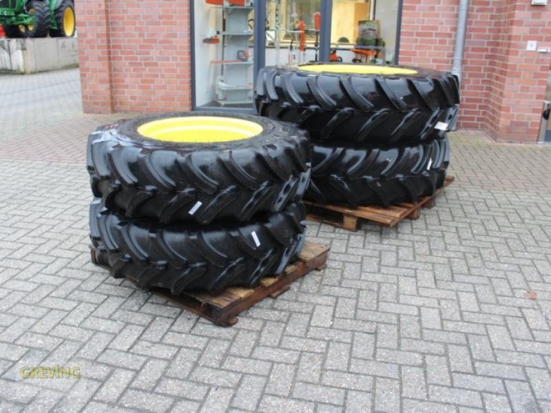 Sonstiges типа Sonstige 340/85R24 und 420/85 R 34, Gebrauchtmaschine в Ahaus (Фотография 1)