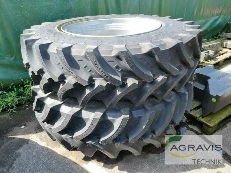 Sonstiges del tipo Sonstige 520/85R42, Neumaschine In Lage (Immagine 1)