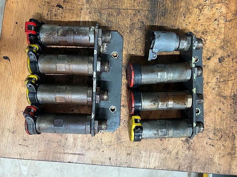 Sonstiges tipa Sonstige 8 Hydraulikkupplungen, 110mm, Fendt Favorit, Xylon, Vario, usw., Gebrauchtmaschine u Meinerzhagen (Slika 2)