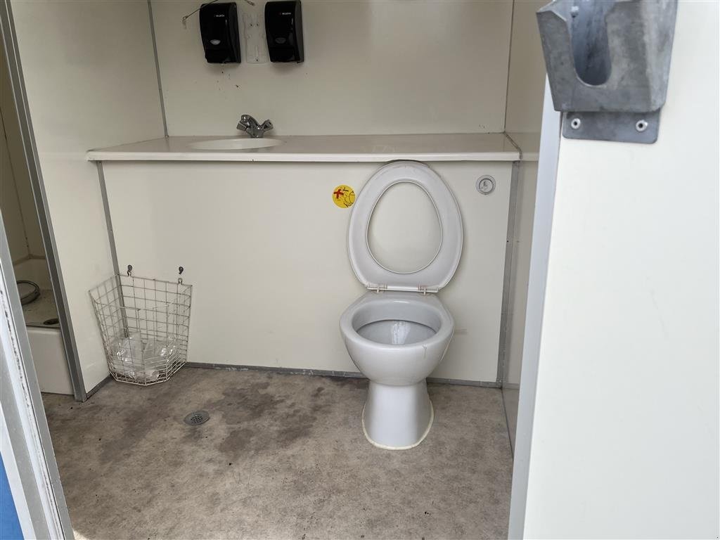 Sonstiges van het type Sonstige Badmobil bad 1 toilet vogn med wc bad og kværn., Gebrauchtmaschine in Rønnede (Foto 7)