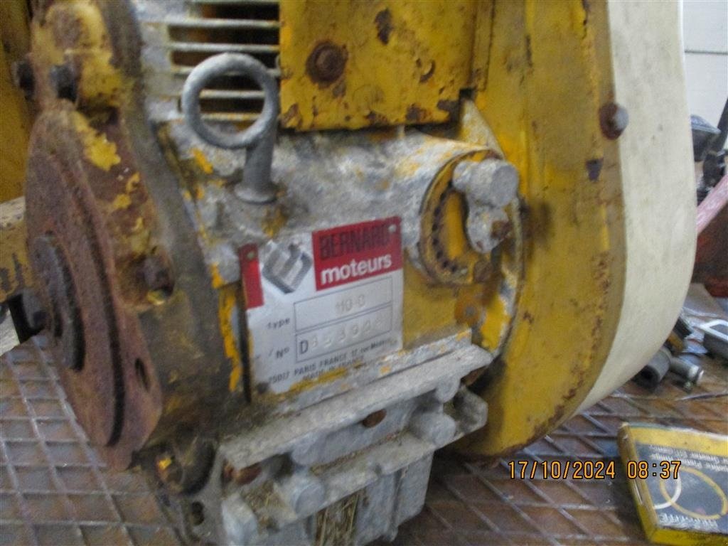 Sonstiges del tipo Sonstige Bernard 110 C motor, Gebrauchtmaschine In Høng (Immagine 5)