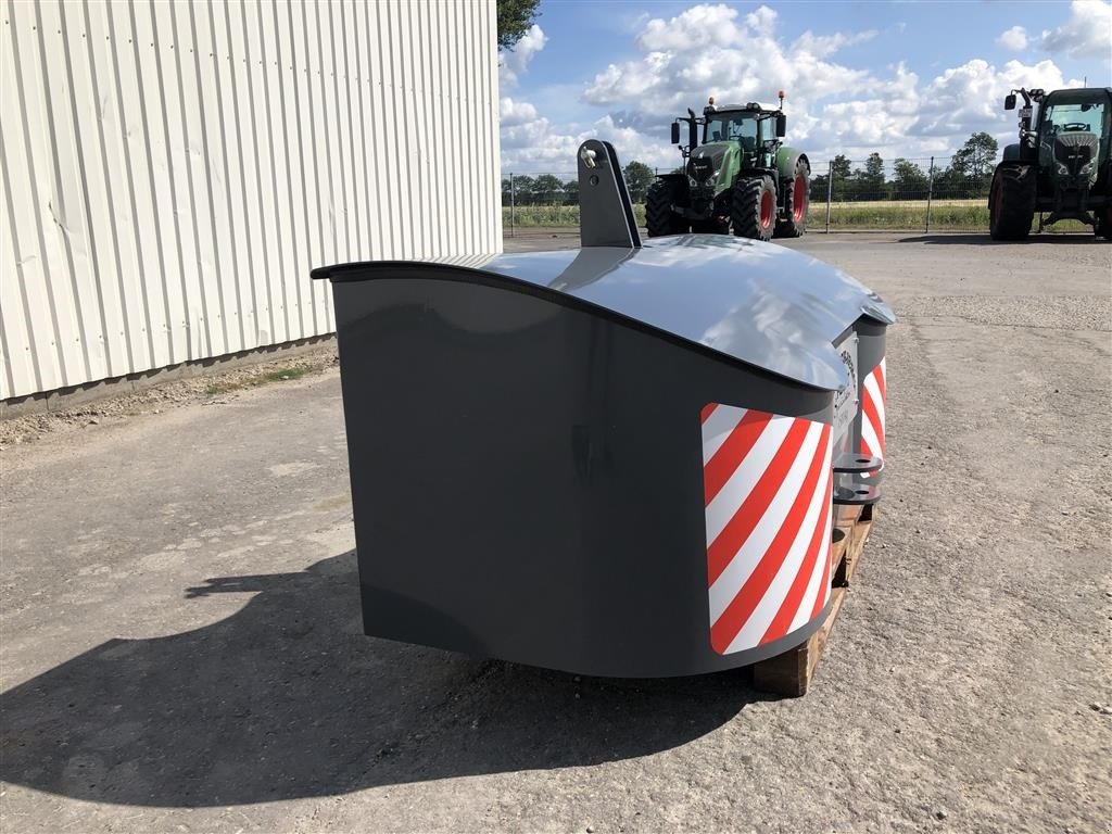 Sonstiges tip Sonstige FENDT USV SPECIAL 1500KG FRONTVÆGT, Gebrauchtmaschine in Rødekro (Poză 2)