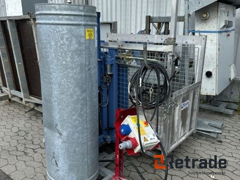 Sonstiges des Typs Sonstige Geda 300 Z materialehejs, Gebrauchtmaschine in Rødovre (Bild 1)