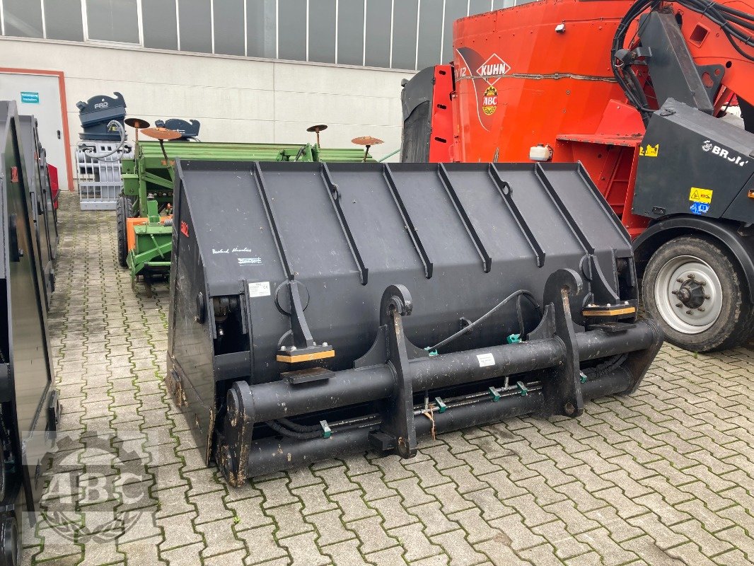 Sonstiges van het type Sonstige HOCHKIPPSCHAUFEL XL, Neumaschine in Cloppenburg (Foto 1)