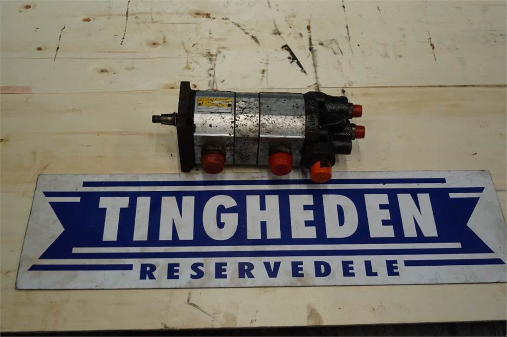 Sonstiges типа Sonstige Hydraulikpumpe 2PF2G240 /11.16LH01, Gebrauchtmaschine в Hemmet (Фотография 1)