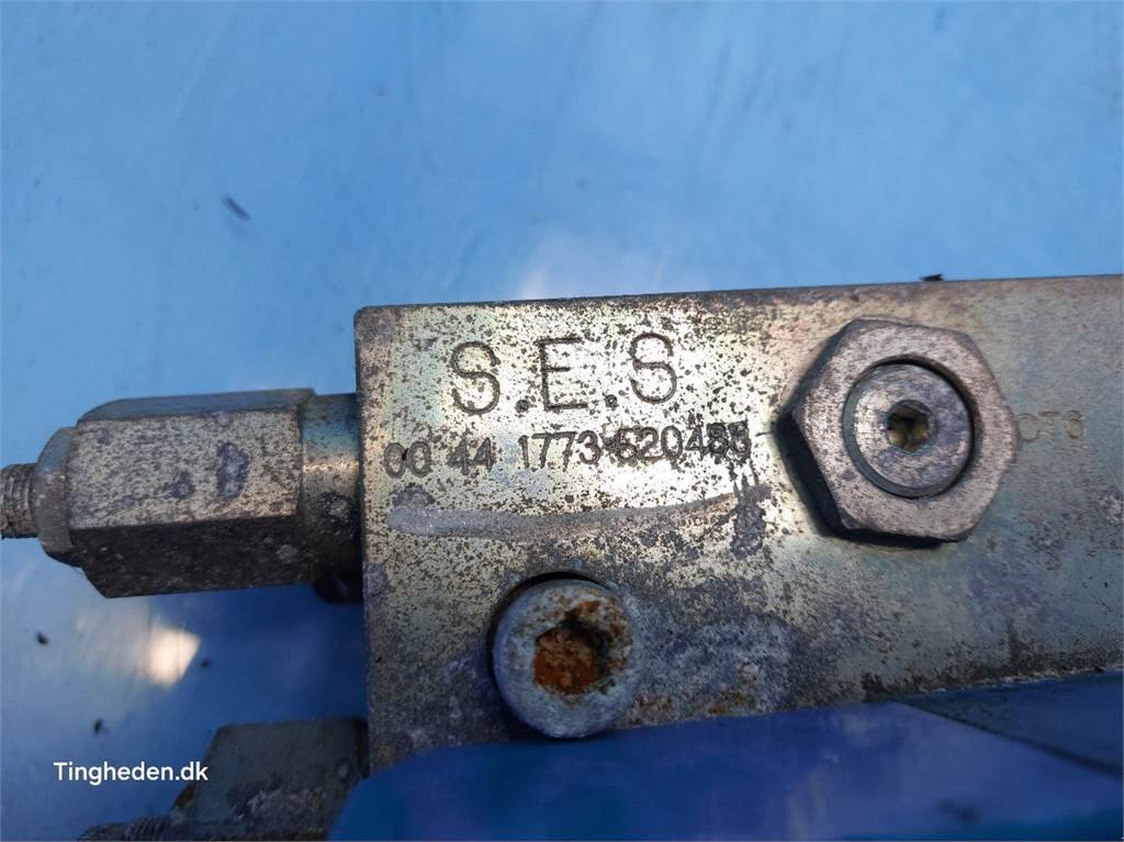 Sonstiges typu Sonstige Hydraulikventil 633AA00127A, Gebrauchtmaschine v Hemmet (Obrázek 14)