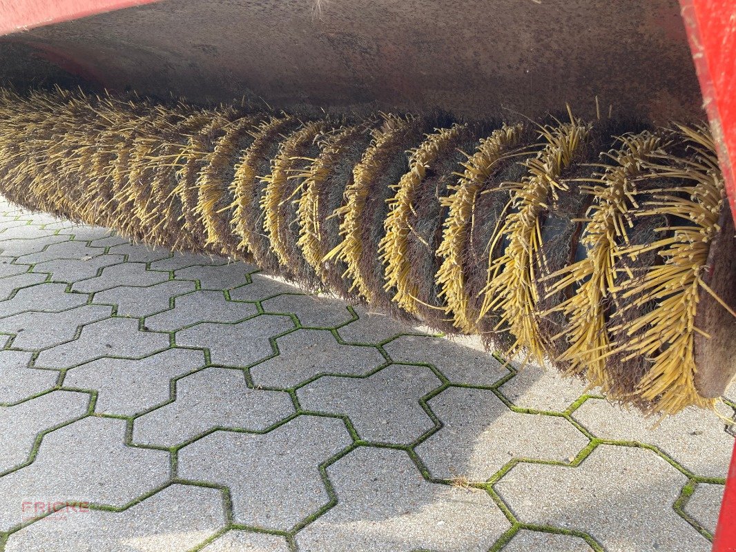 Sonstiges des Typs Sonstige Kehrbesen 2,4 Meter, Gebrauchtmaschine in Bockel - Gyhum (Bild 5)