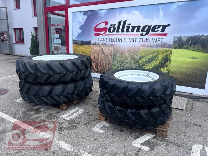 Sonstiges от тип Sonstige Kompletträder 340/85R28 und 420/85R38, Vorführmaschine в Offenhausen