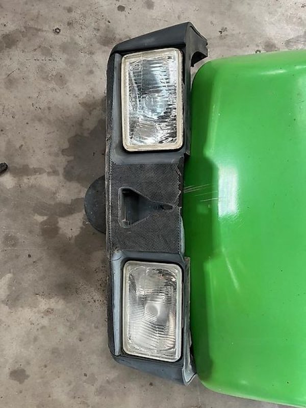 Sonstiges tip Sonstige Motorhaube samt Zubehör, Deutz Agrotron 106, usw., Gebrauchtmaschine in Meinerzhagen (Poză 6)