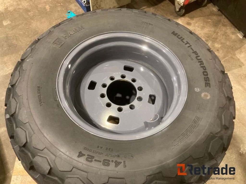 Sonstiges типа Sonstige NY UBRUGT HAMM 14.9-24 Multipurpose dæk og fælge / NEW UNUSED HAMM tire and rims, Gebrauchtmaschine в Rødovre (Фотография 4)