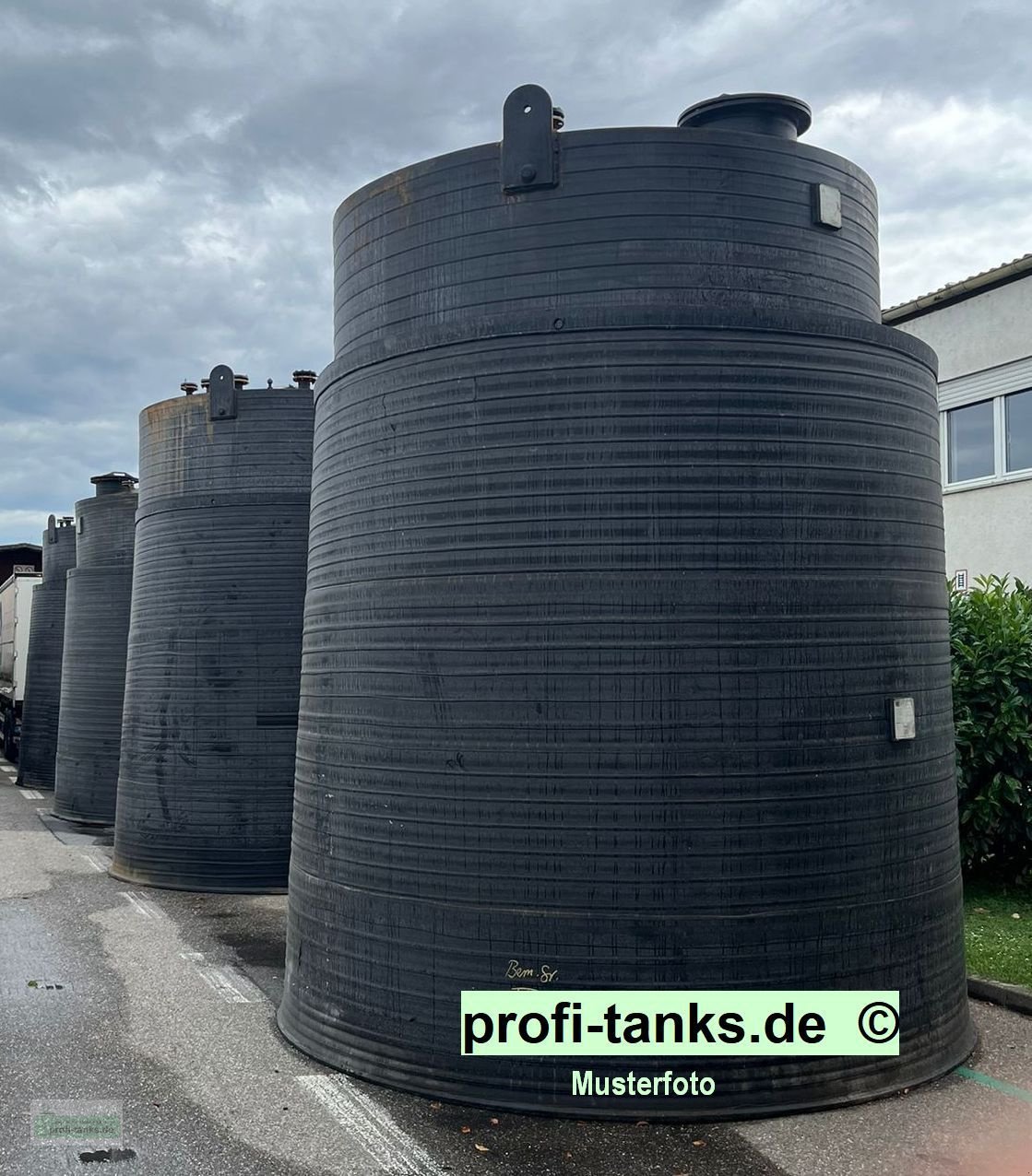 Sonstiges des Typs Sonstige P400 gebrauchter 30.000 L PEHD-Tank Kunststofftank doppelwandig Chemietank AHL-Tank ASL-Tank, Gebrauchtmaschine in Hillesheim (Bild 2)