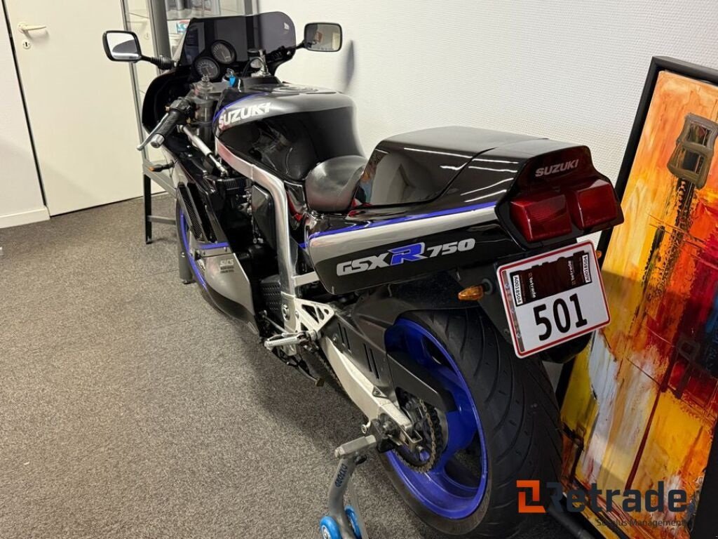 Sonstiges Türe ait Suzuki GSX R 750, Gebrauchtmaschine içinde Rødovre (resim 2)