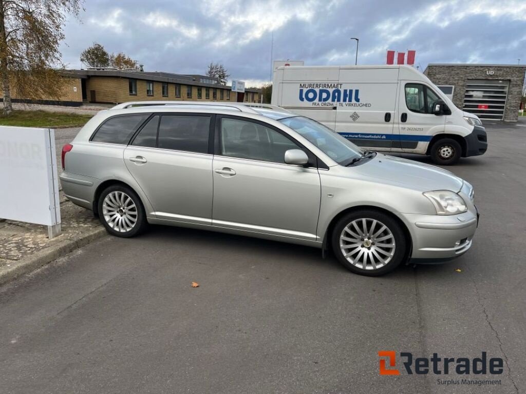 Sonstiges типа Toyota Avensis 1.8 ST. Car stv man., Gebrauchtmaschine в Rødovre (Фотография 4)