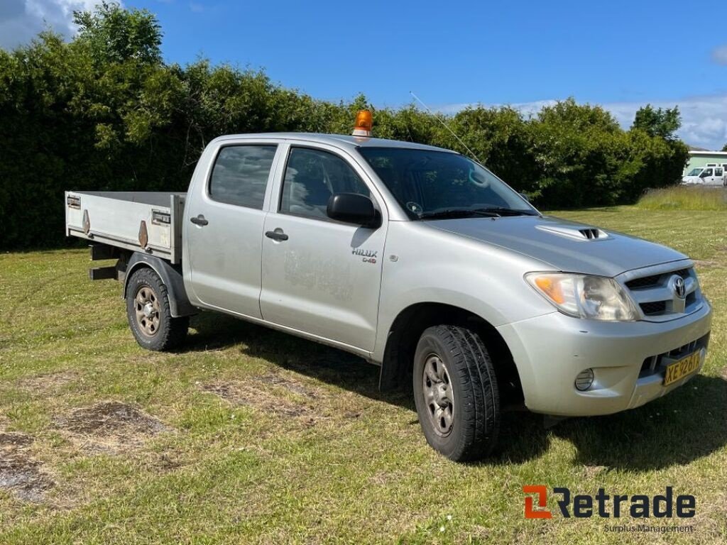 Sonstiges tip Toyota Hilux Toyota Hilux 2,5 D-4D, D-Cab 4 WD, 5 sæder., Gebrauchtmaschine in Rødovre (Poză 2)