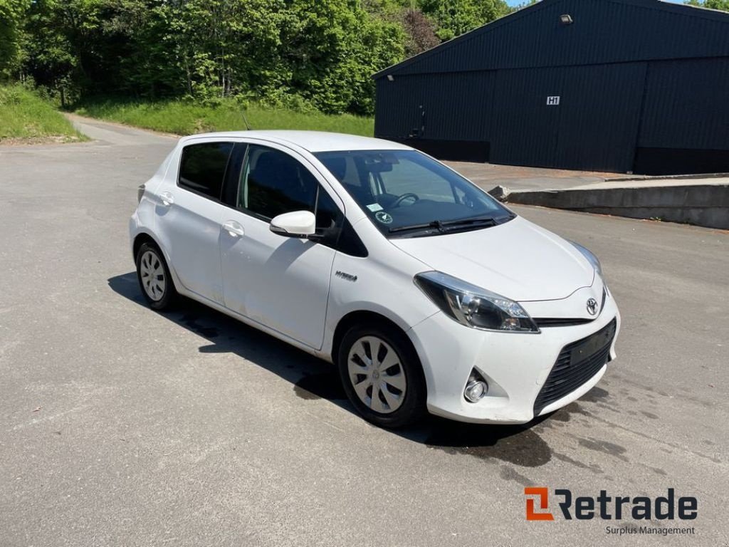 Sonstiges типа Toyota YARIS 5-DØRS 1,5 VAN HYBRID, Gebrauchtmaschine в Rødovre (Фотография 1)