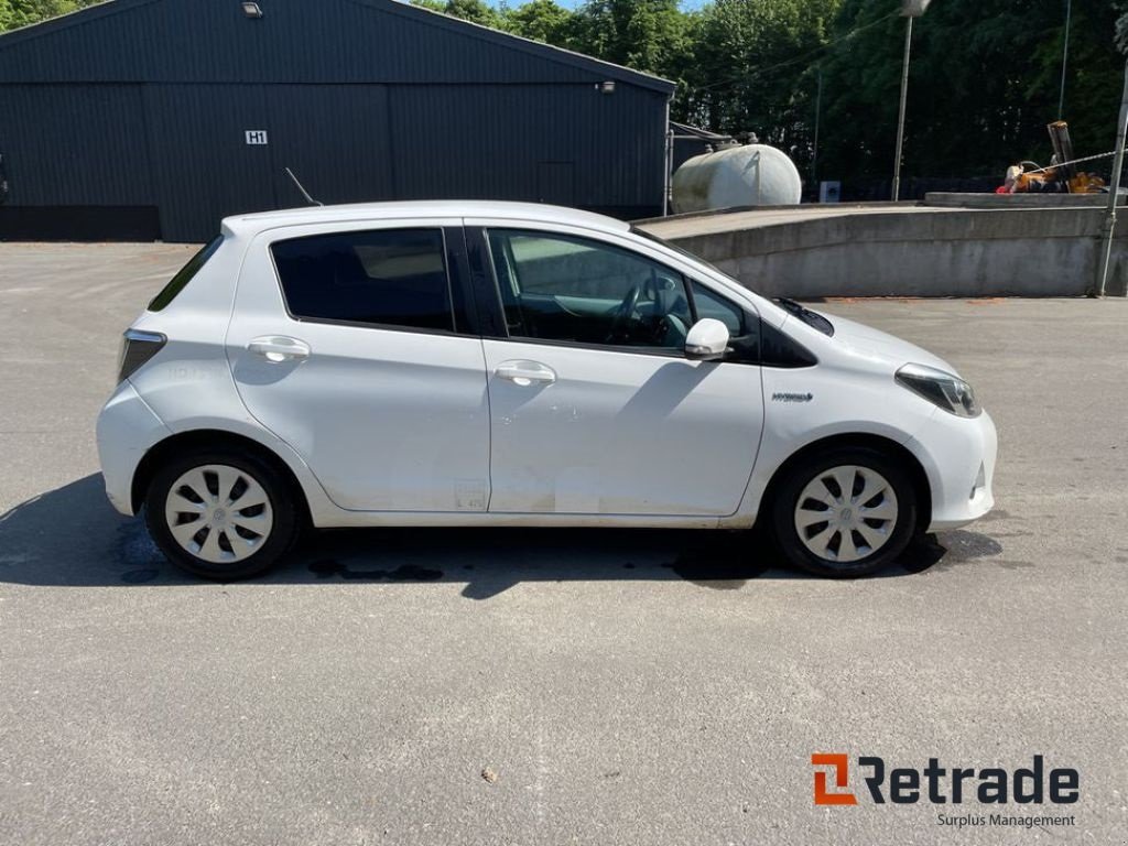 Sonstiges del tipo Toyota YARIS 5-DØRS 1,5 VAN HYBRID, Gebrauchtmaschine en Rødovre (Imagen 2)