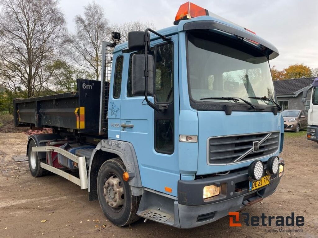 Sonstiges des Typs Volvo FL220 med kroghejs, Gebrauchtmaschine in Rødovre (Bild 1)