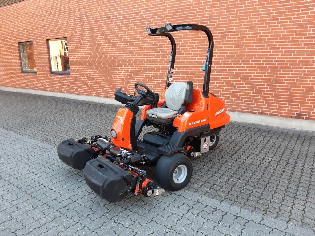 Spindelmäher tip Jacobsen ECLIPS 322, Gebrauchtmaschine in Herning (Poză 1)