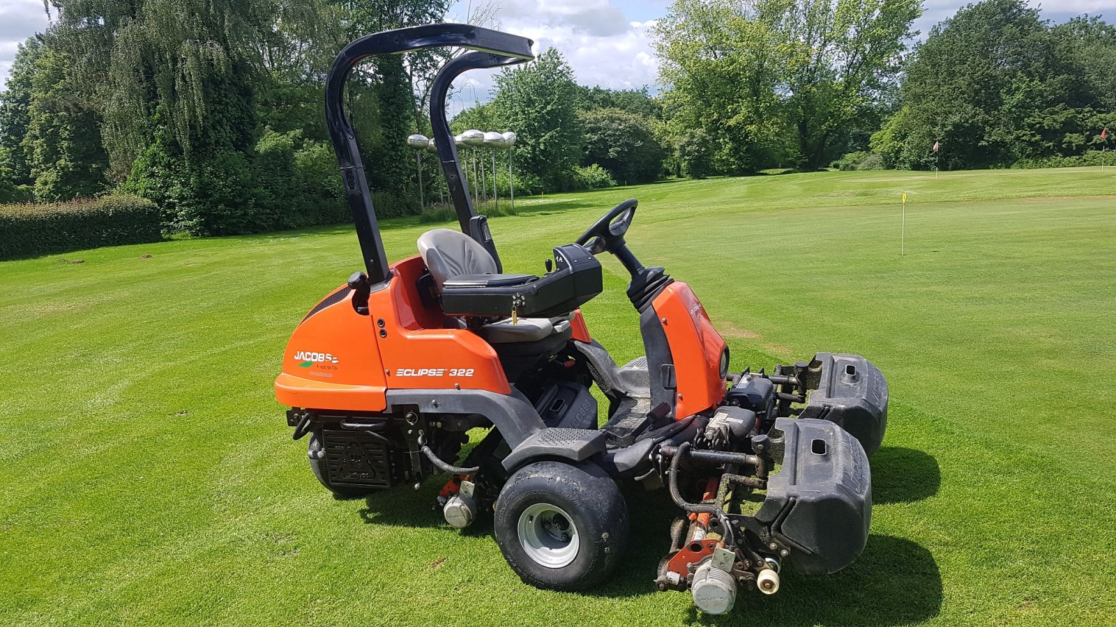 Spindelmäher of the type Jacobsen Eclipse 322 Hybrid, Gebrauchtmaschine in Olpe (Picture 3)