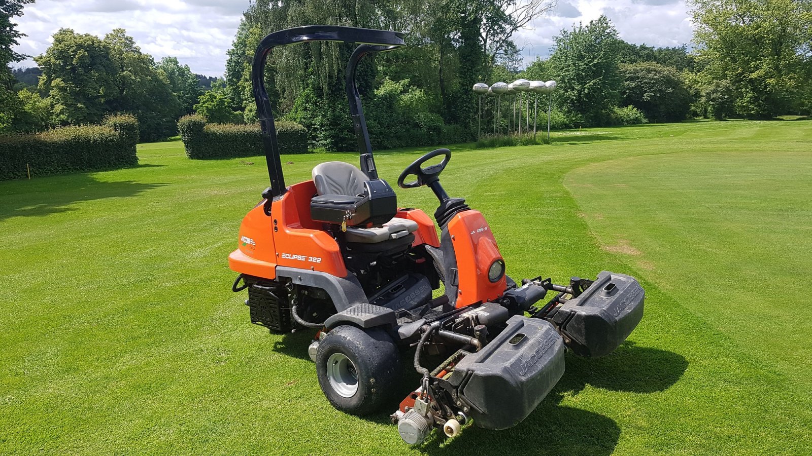 Spindelmäher of the type Jacobsen Eclipse 322 Hybrid, Gebrauchtmaschine in Olpe (Picture 4)