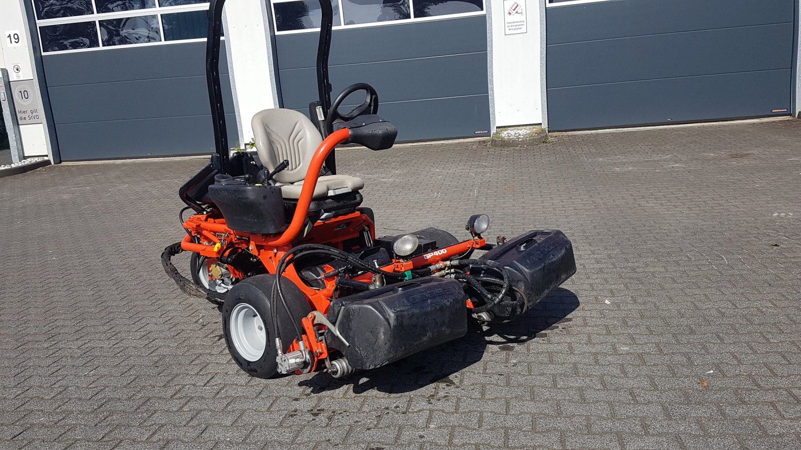 Spindelmäher del tipo Jacobsen GP400, Gebrauchtmaschine In Olpe (Immagine 3)