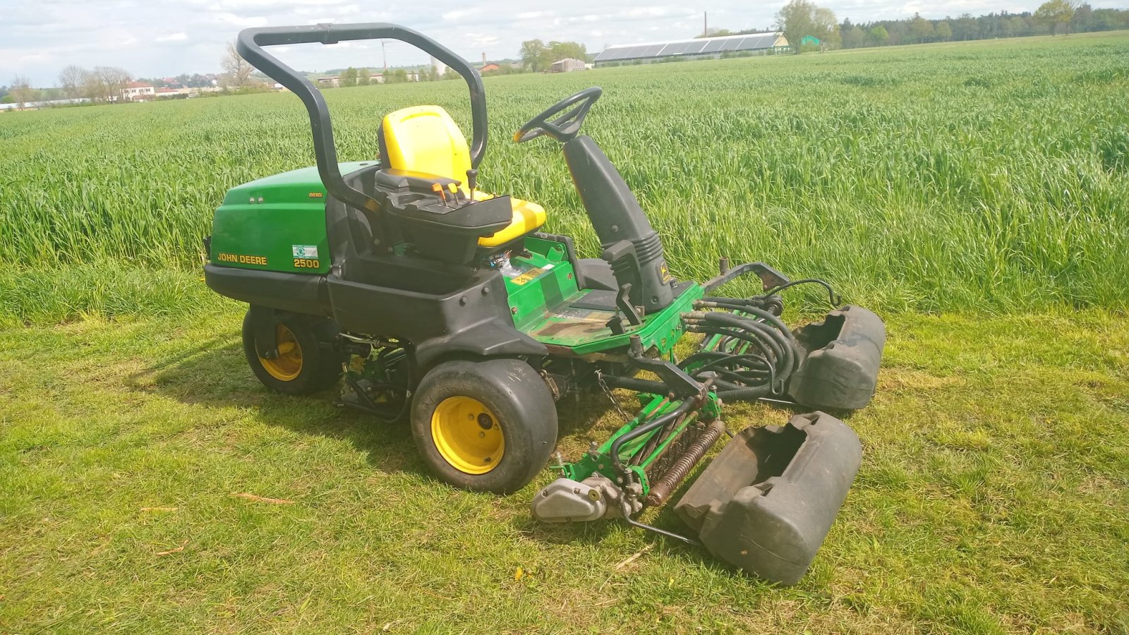 Spindelmäher des Typs John Deere 2500 A, Gebrauchtmaschine in Kirchheim in Schwaben (Bild 2)