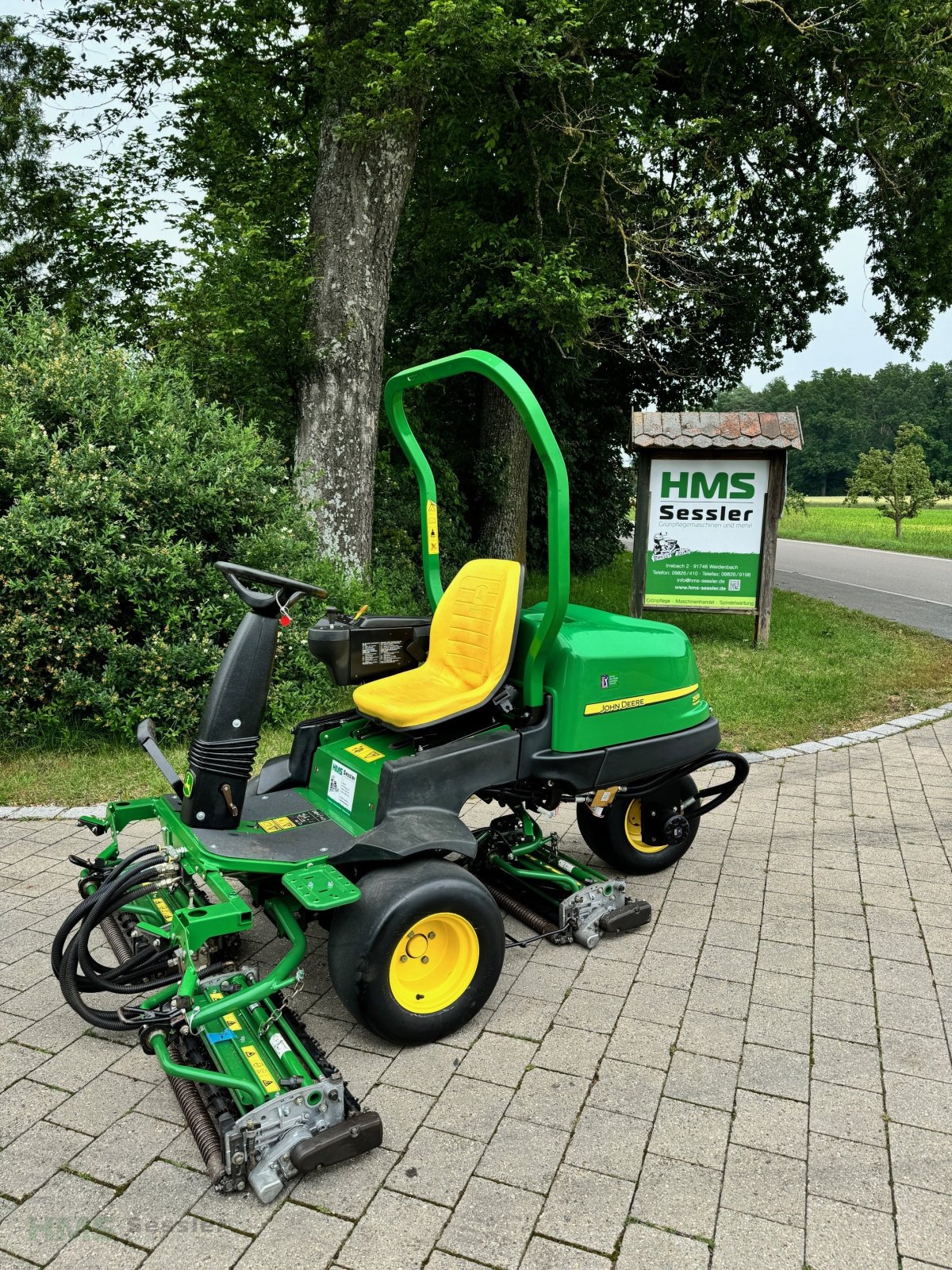 Spindelmäher van het type John Deere 2500 B, Gebrauchtmaschine in Weidenbach (Foto 2)