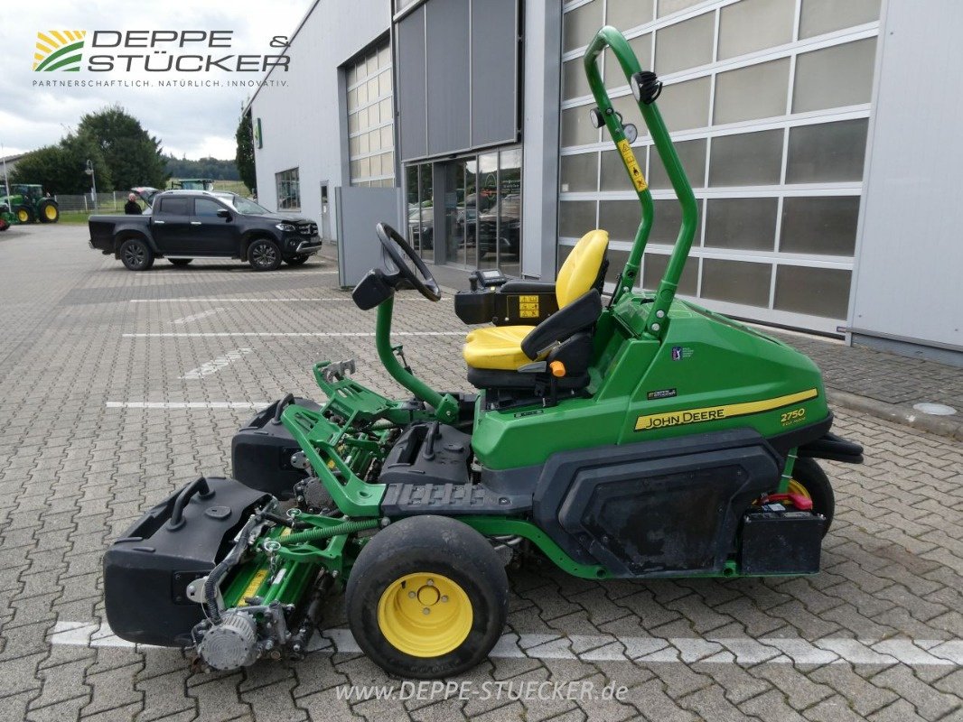 Spindelmäher Türe ait John Deere 2750E Hybrid  MY  2020, Gebrauchtmaschine içinde Lauterberg/Barbis (resim 11)