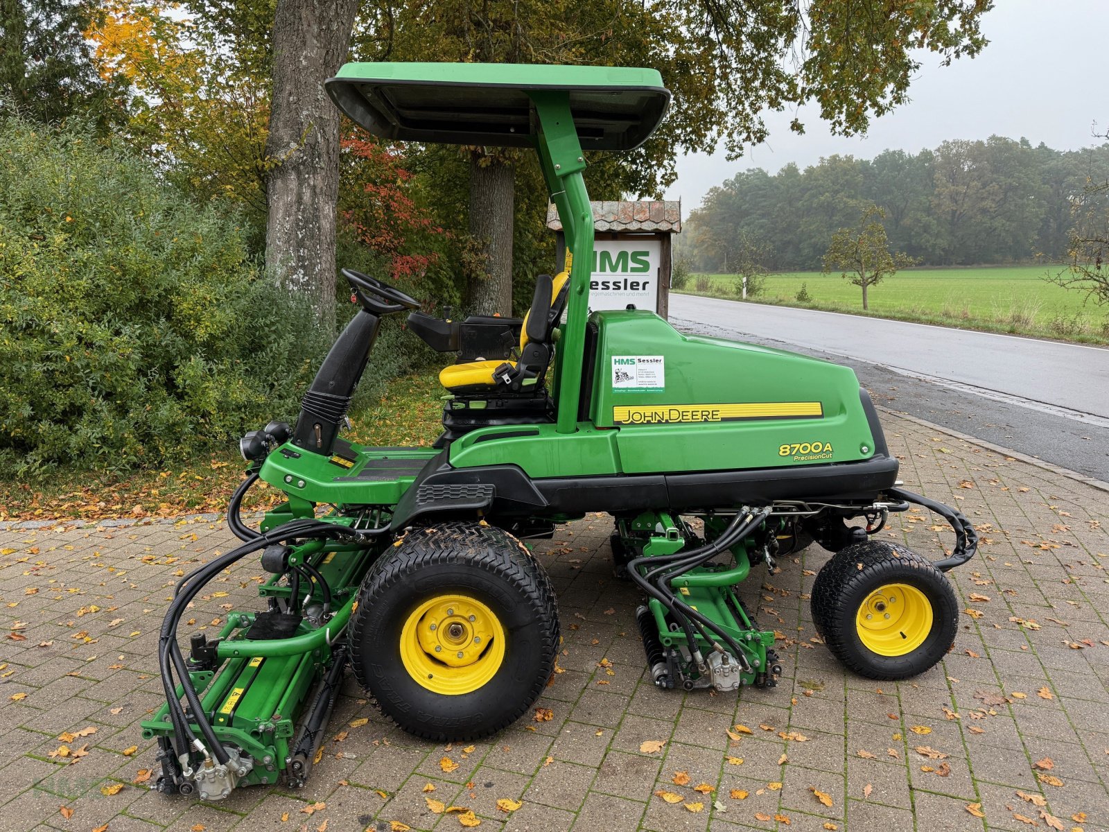 Spindelmäher typu John Deere 8700A, Gebrauchtmaschine w Weidenbach (Zdjęcie 2)