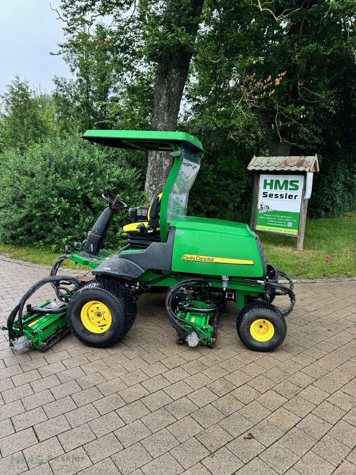 Spindelmäher типа John Deere Precision Cut 8700, Gebrauchtmaschine в Weidenbach (Фотография 2)