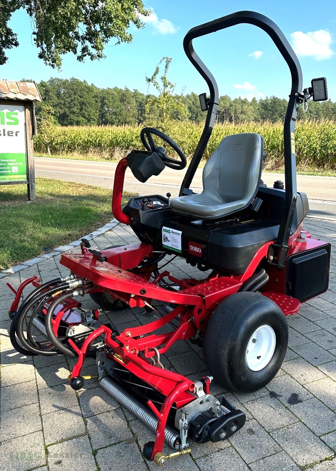 Spindelmäher des Typs Toro Greensmaster 3250D, Gebrauchtmaschine in Weidenbach (Bild 1)