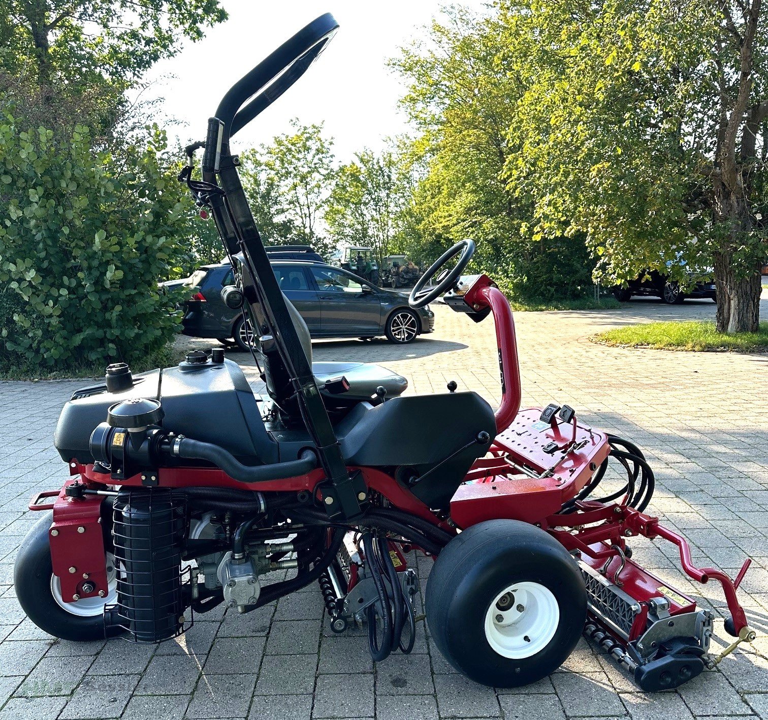 Spindelmäher van het type Toro Greensmaster 3250D, Gebrauchtmaschine in Weidenbach (Foto 3)